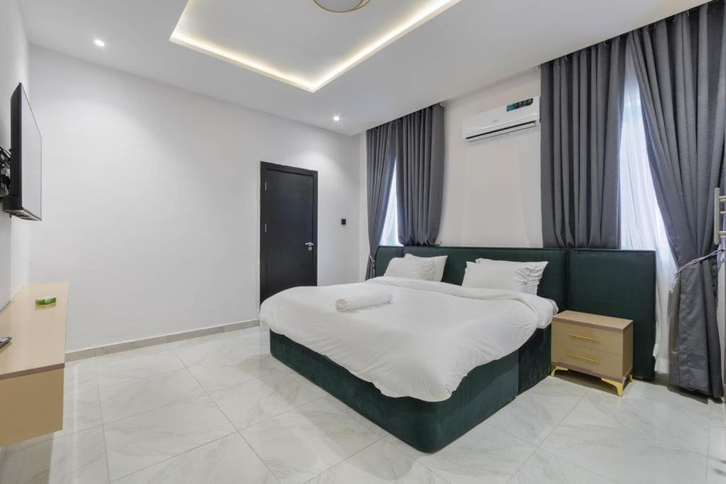 Villa Toscana Luxe Gra Port Harcourt Luaran gambar
