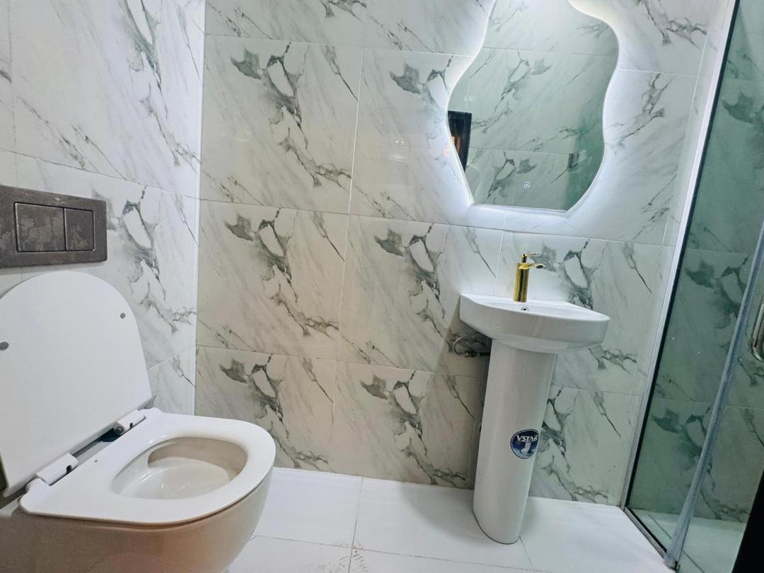 Villa Toscana Luxe Gra Port Harcourt Luaran gambar