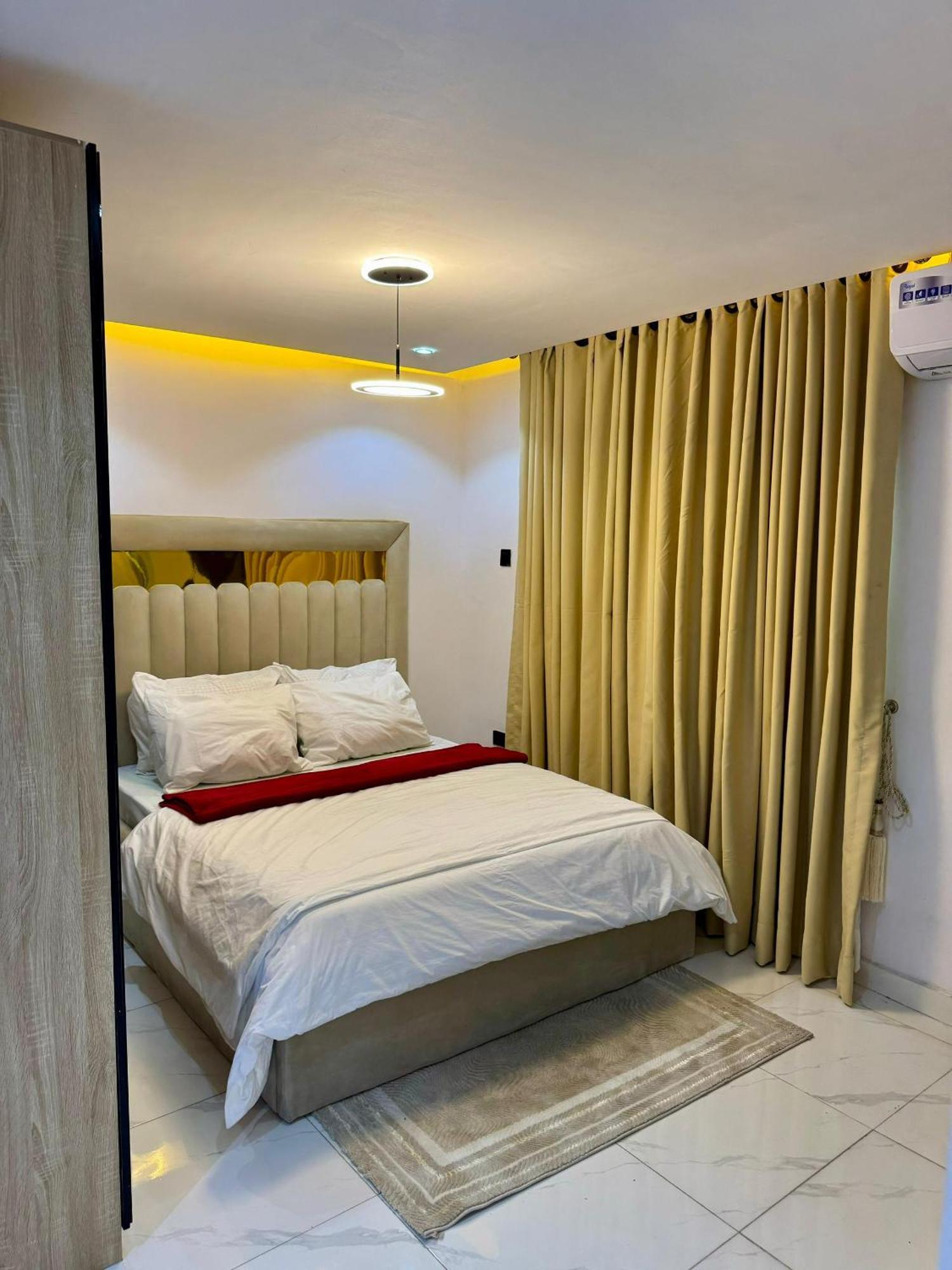 Villa Toscana Luxe Gra Port Harcourt Luaran gambar